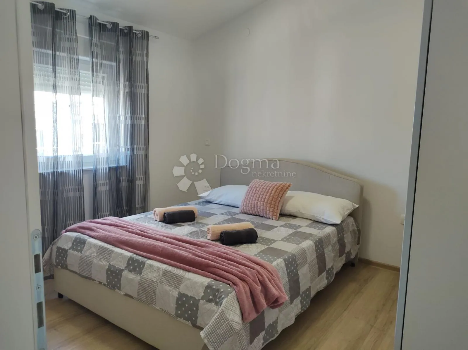 prodaje se apartman novogradnja vir s4 - slika 12