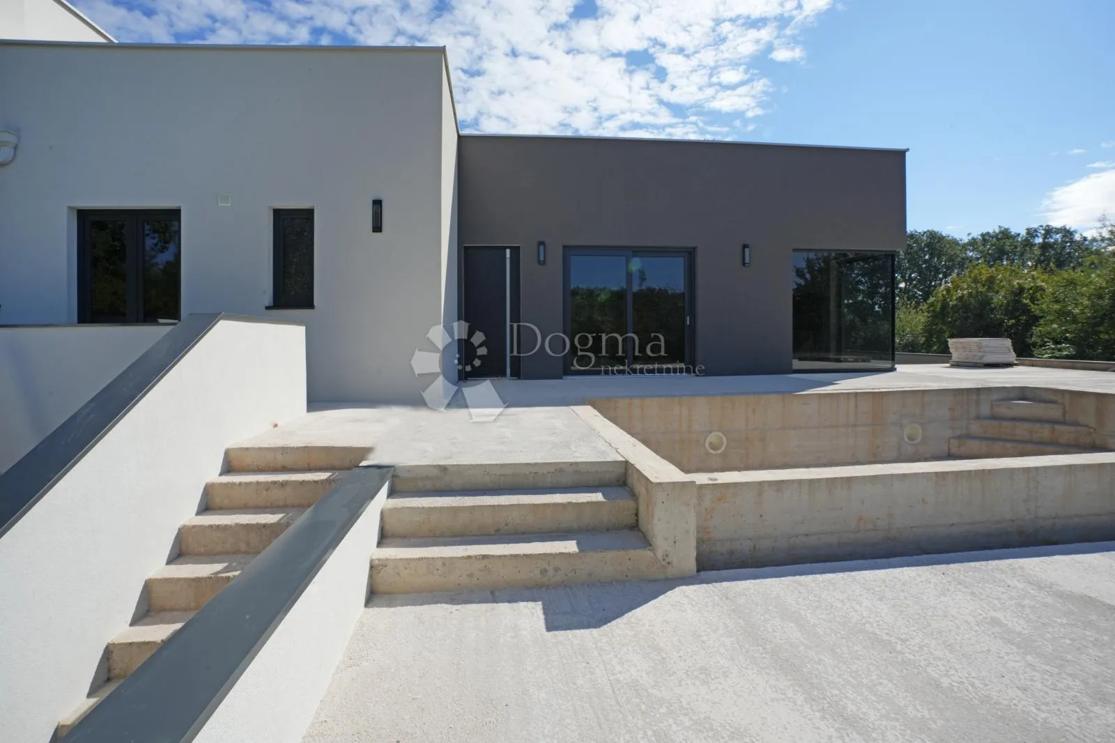 duplex kuće sa infinity bazenima - mirna lokacija - slika 13