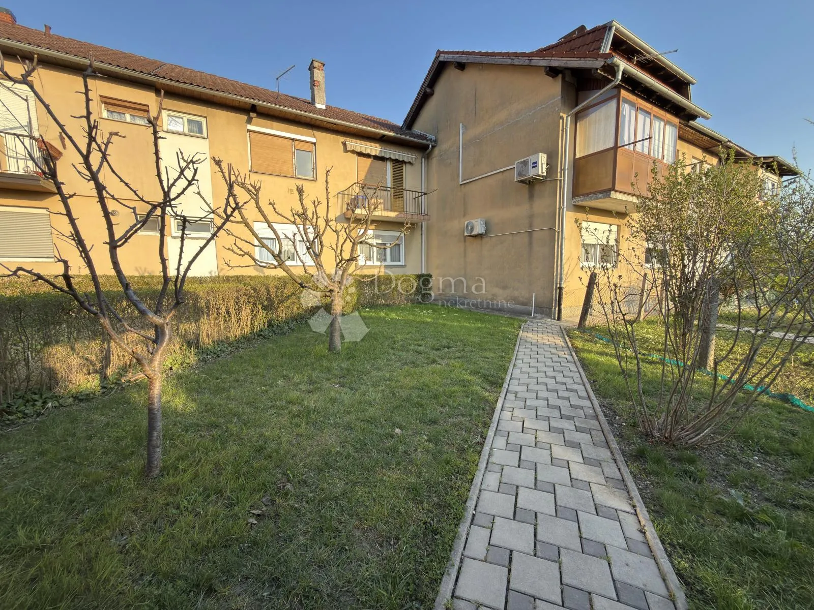***sniženo*** sesvete (gajišće) – 3s stan s vrtom 100 m², garaža + parking - slika 7