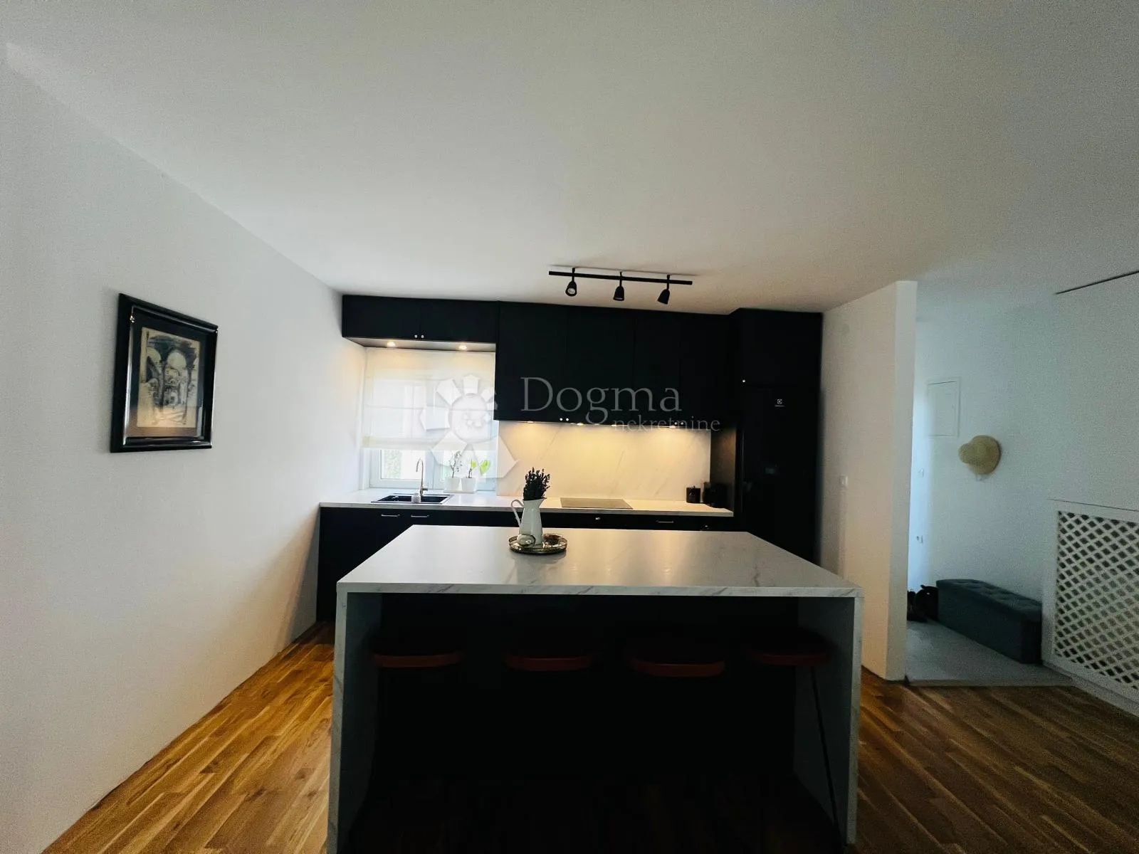šalata, prilika, novoadaptirani trosobni stan, 100m2 nkp - slika 6