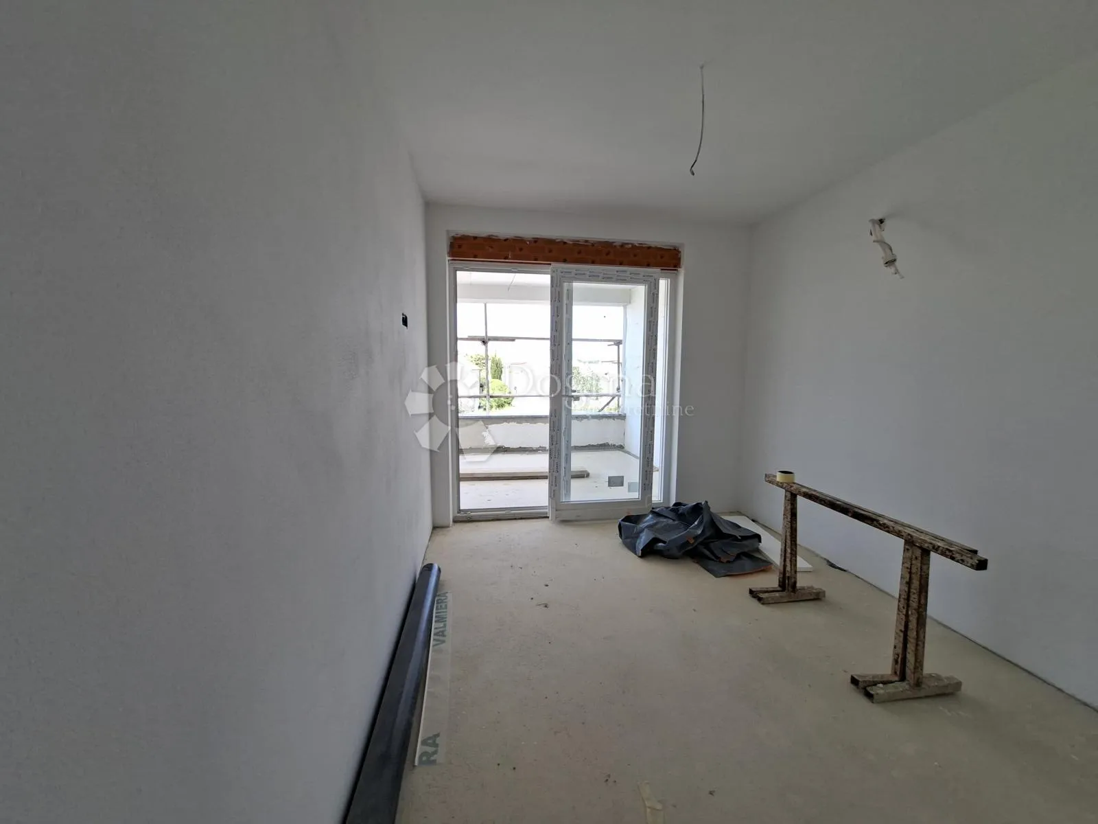 dvoetažni apartman sa bazenom - slika 14