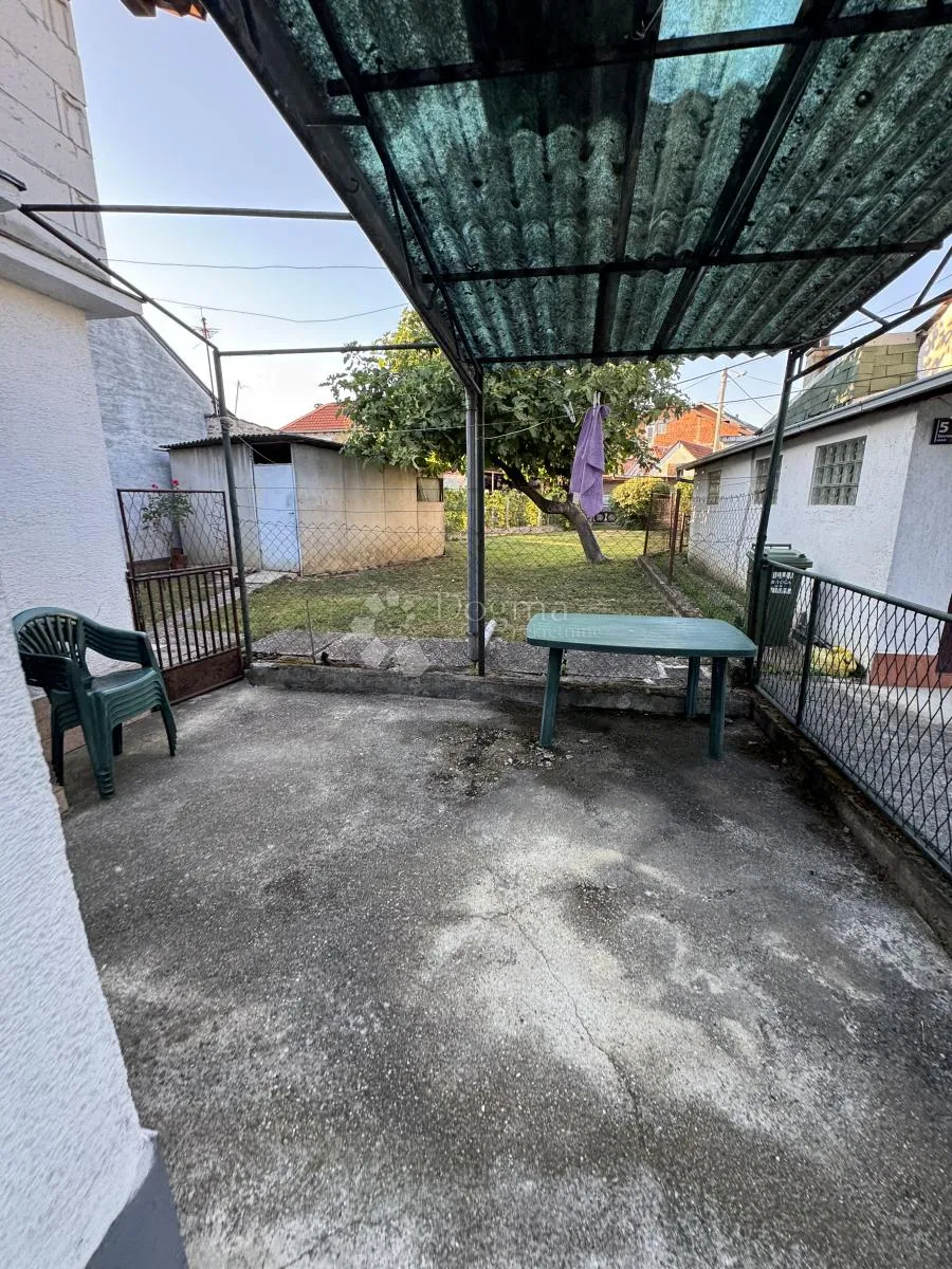 potencijal za gradnju nove kuće - 504 m2 - slika 4