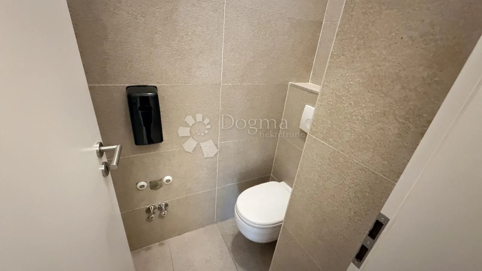 prodaja poslovnog prostora, zagreb zapad - vrbani, 119,60m2, prizemlje, top lokacija - slika 20