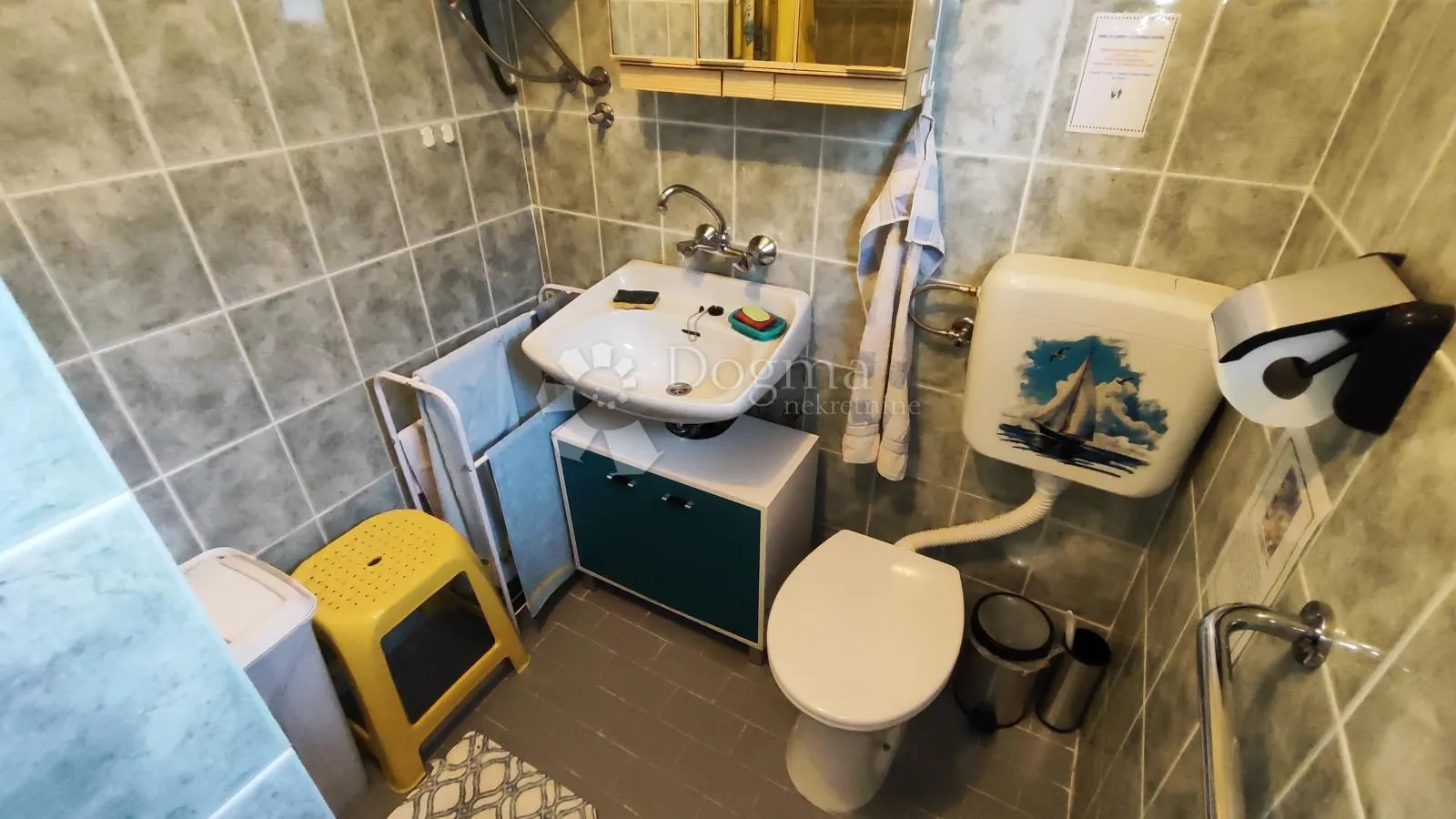 kuća uz potok u okolici gerova - slika 14