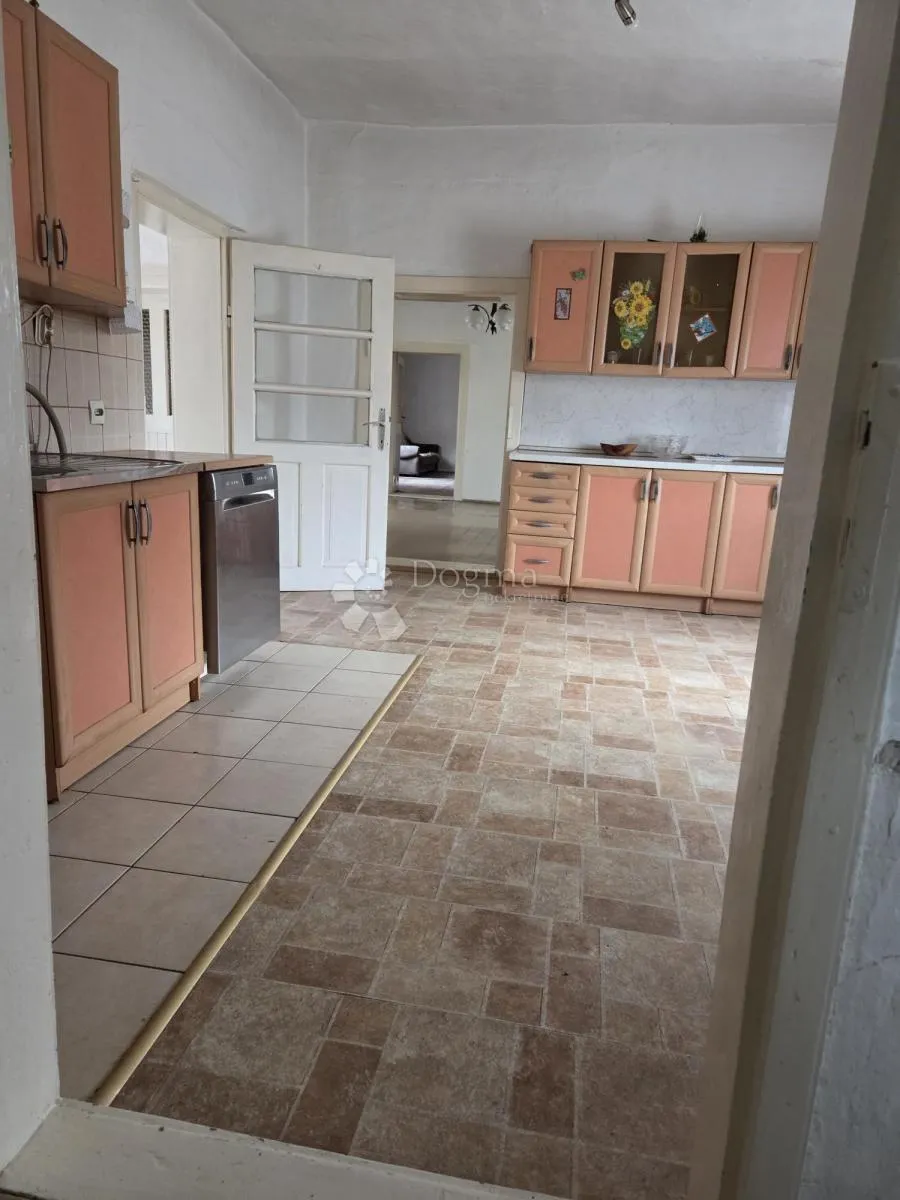 stara slavonska kuća s karakterom – puna opeka, retkovci - slika 8