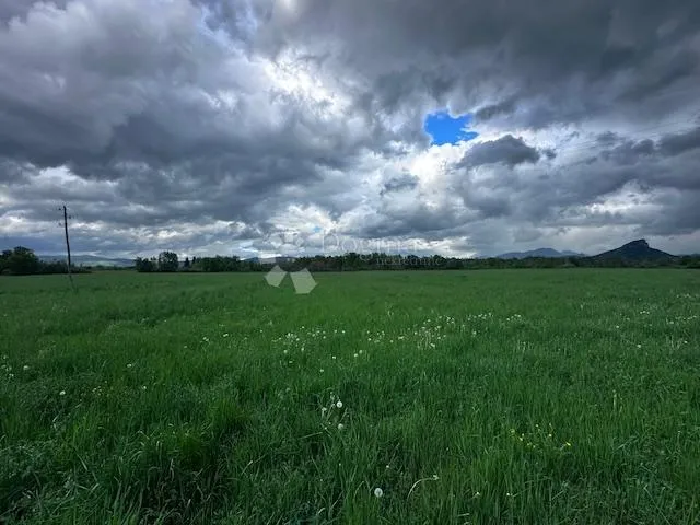 Kruškovac Građevinsko Zemljište - Kruškovac, Gospić