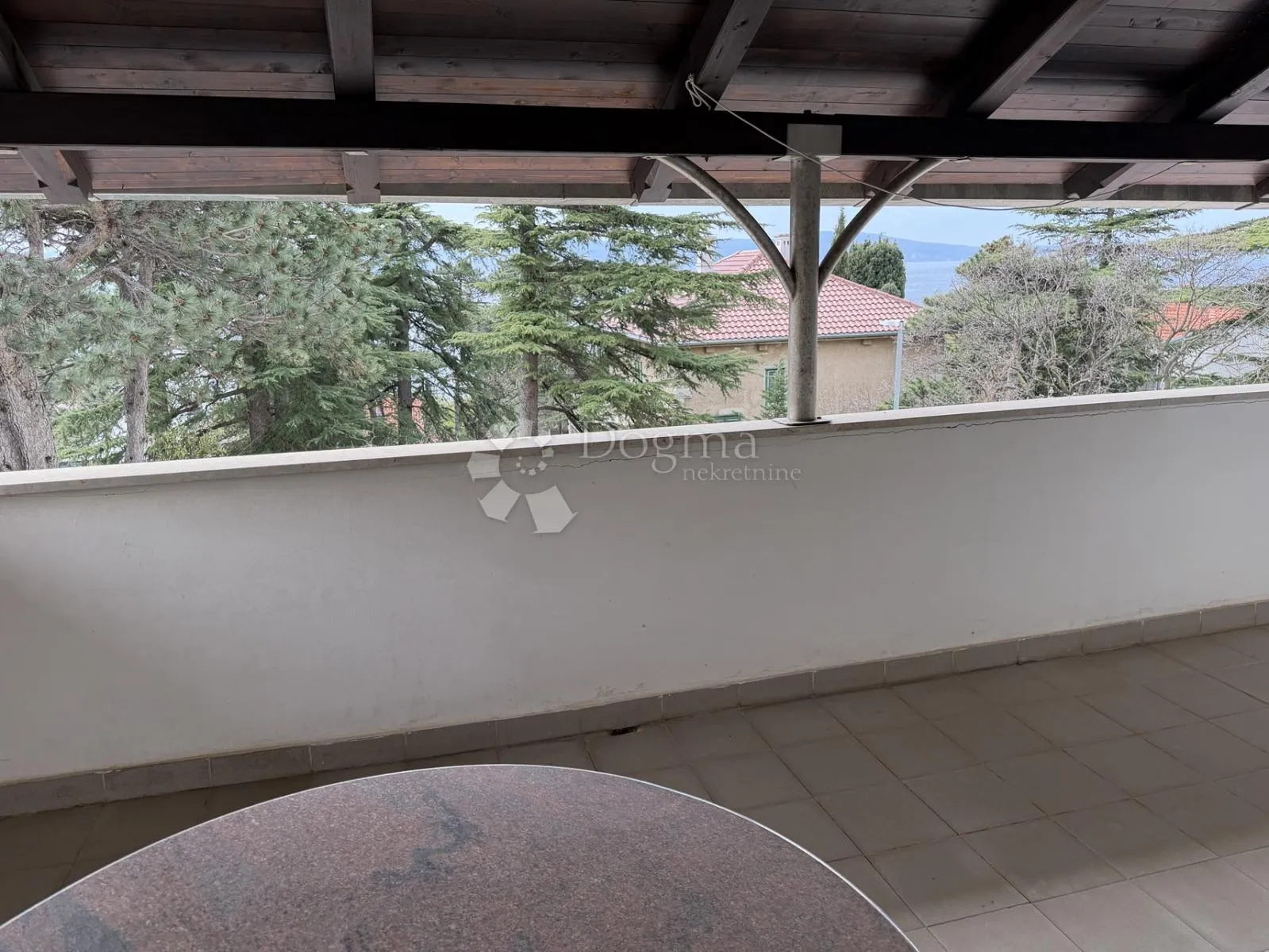 apartman 67m2 s garažom i spremištem - slika 5