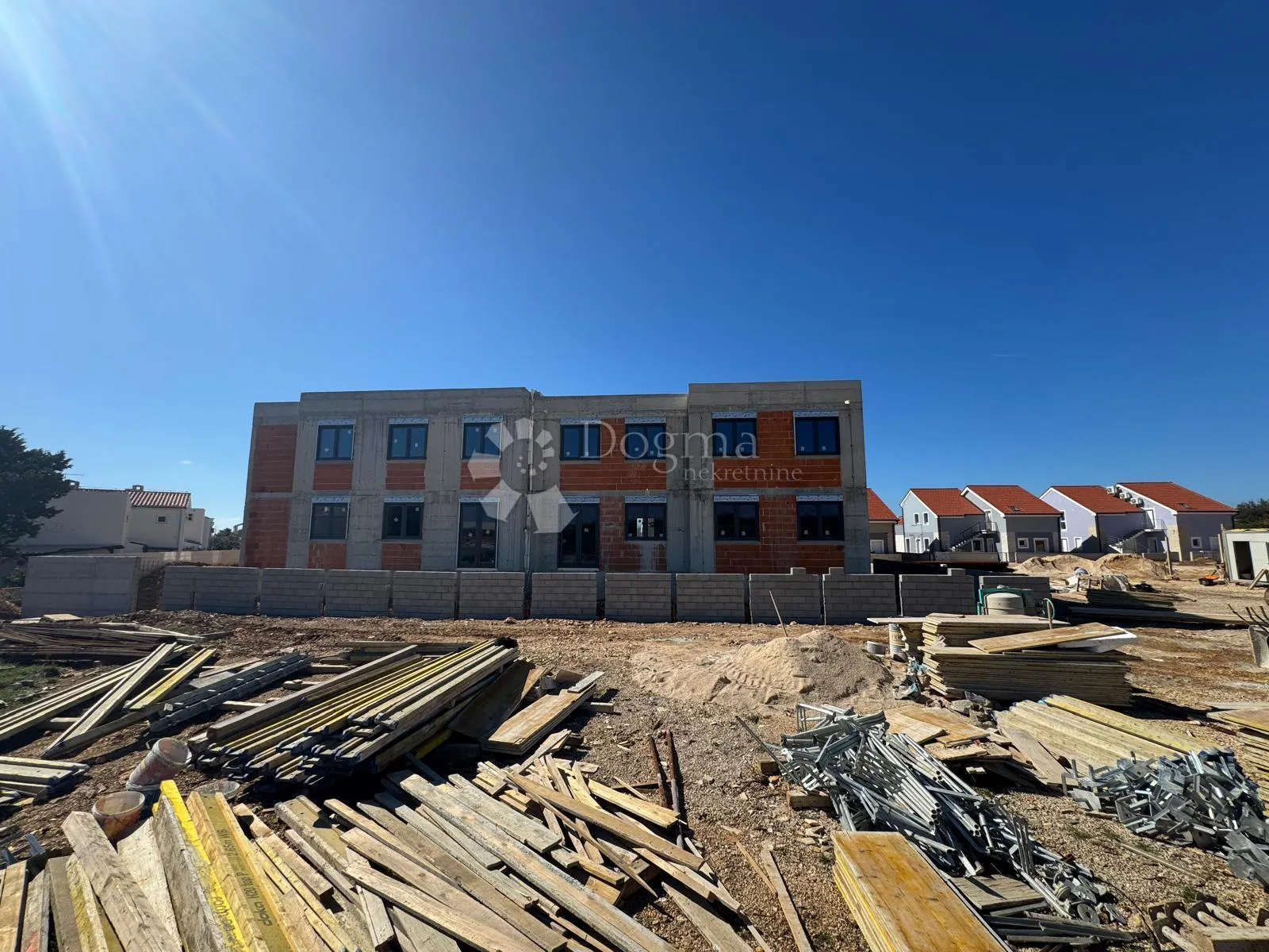 prodaje se apartman novogradnja novalja gajac s2 kat - slika 17