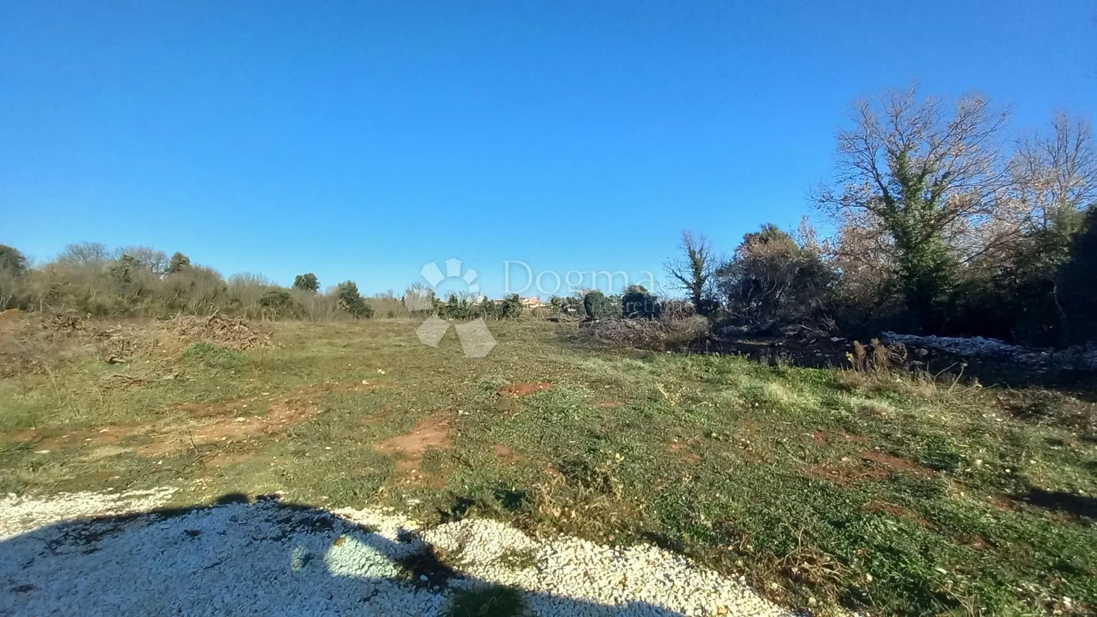 veliko građevinsko zemljište u industrijskoj zoni, šišan - slika 12