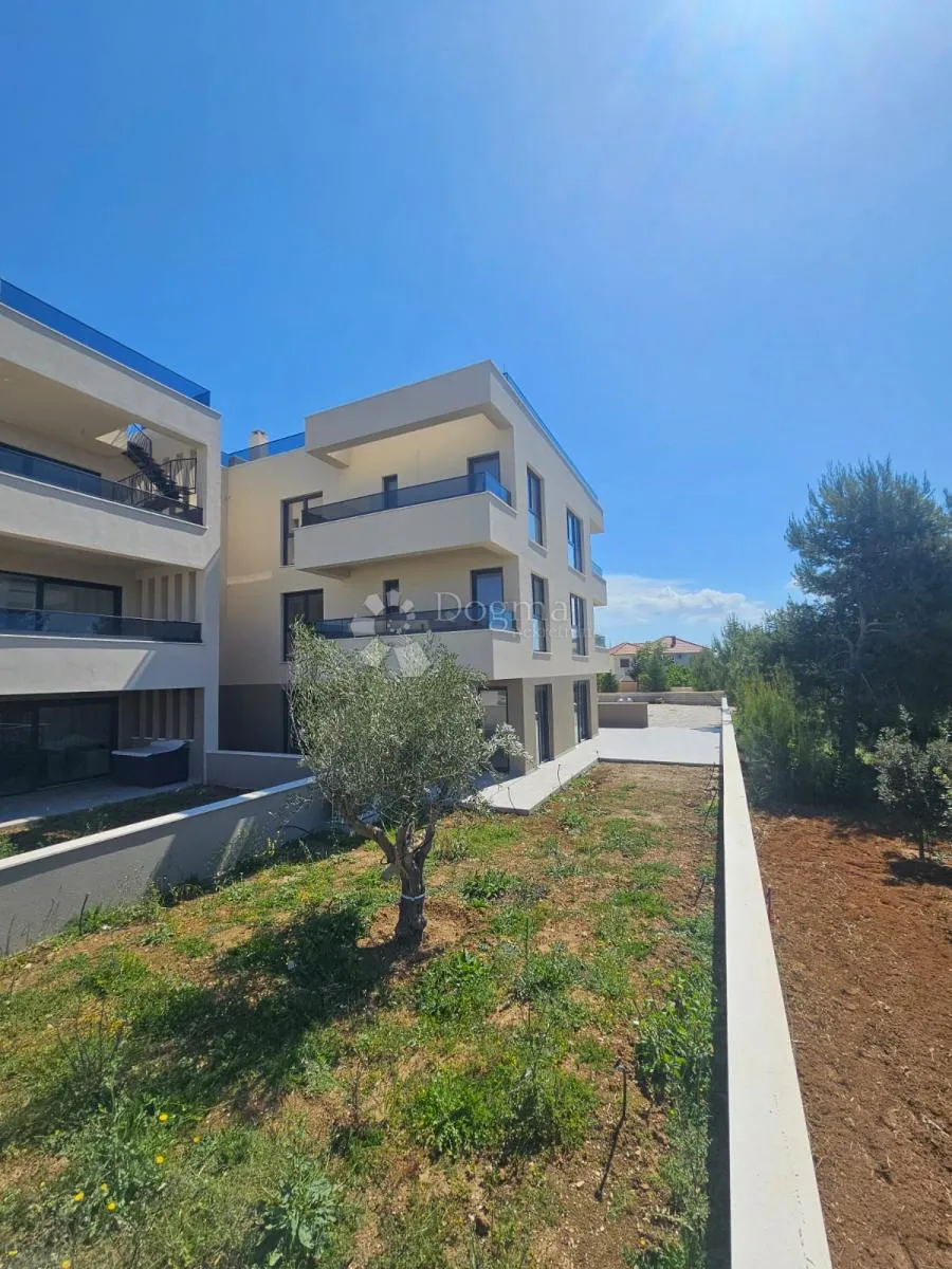 prodaje se luksuzni apartman privlaka s6 - slika 2