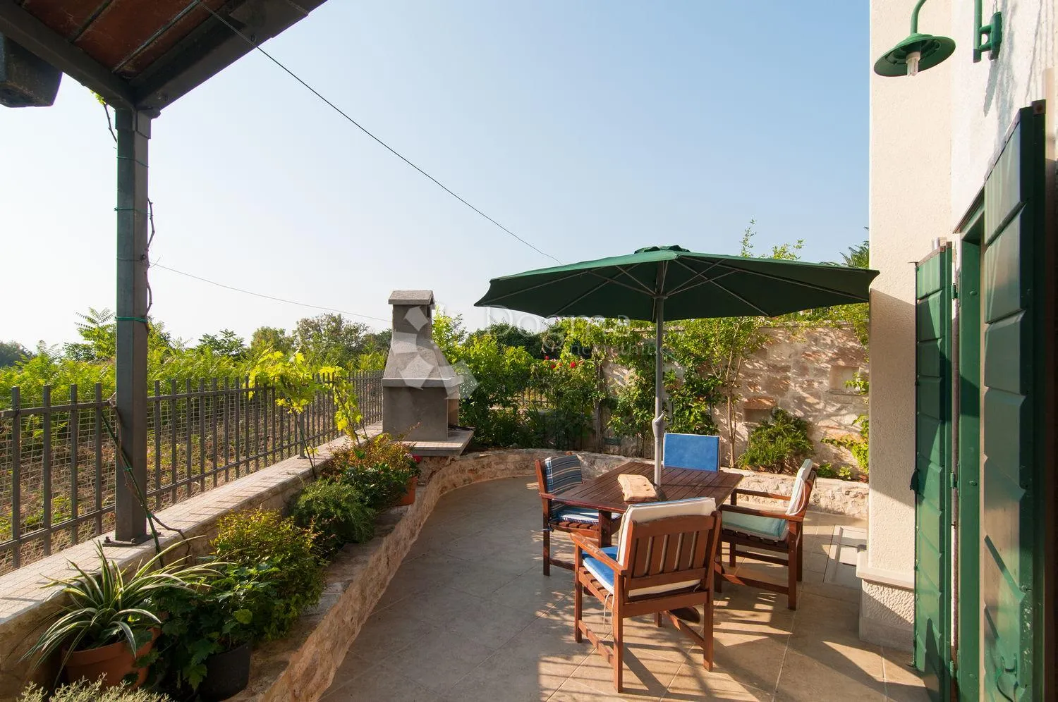 otok brač – mediteranska vila s bazenom i saunom u malom mjestu 900 m do mora - slika 12