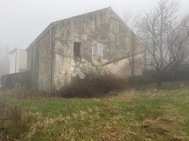kuća/starina sa prostranom okućnicom! - slika 2