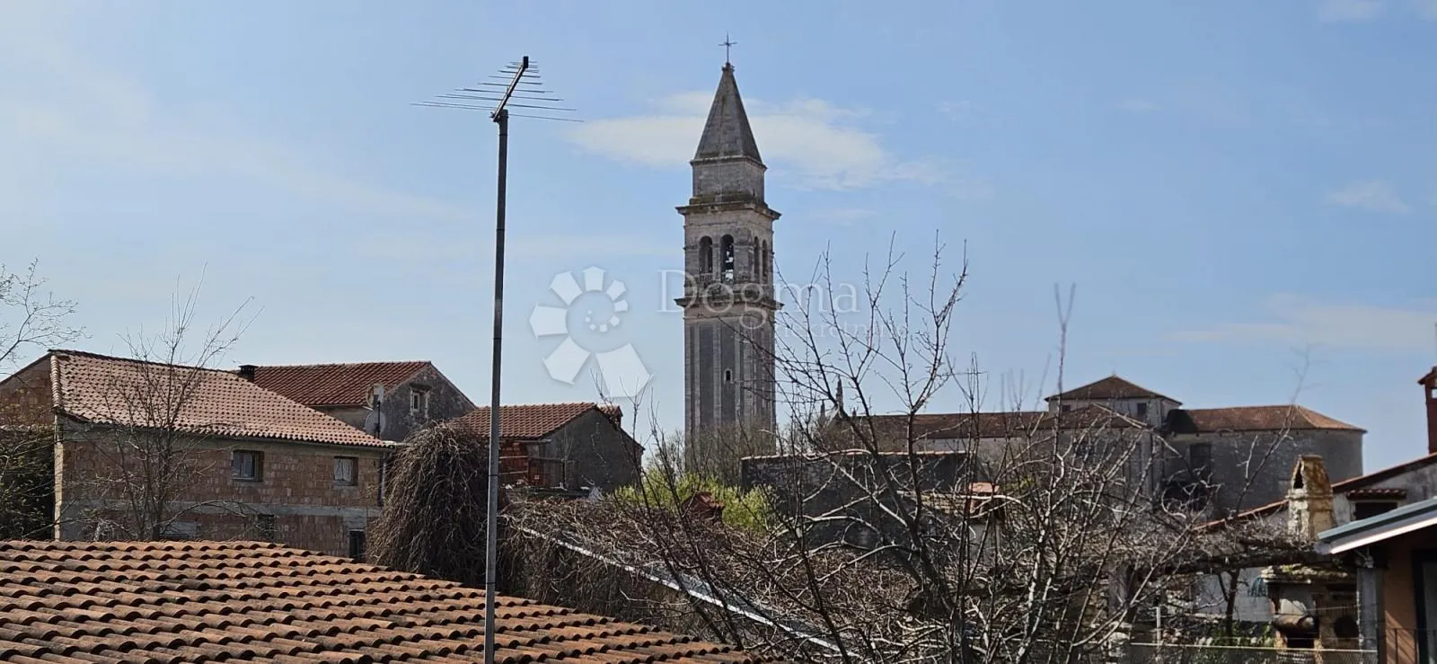 atraktivna kuća sa 4 spavaće sobe - slika 38