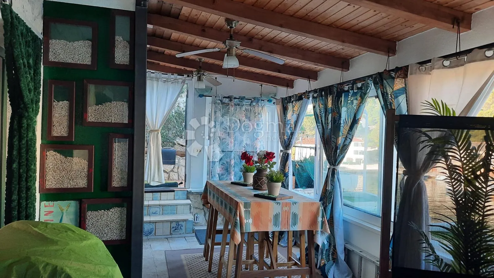 prilika! kuća u prvom redu do mora, žirje - slika 13