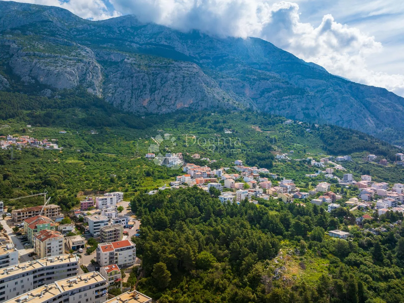 zemljište s idejnim projektom - 3 poslovno stambene zgrade - slika 8