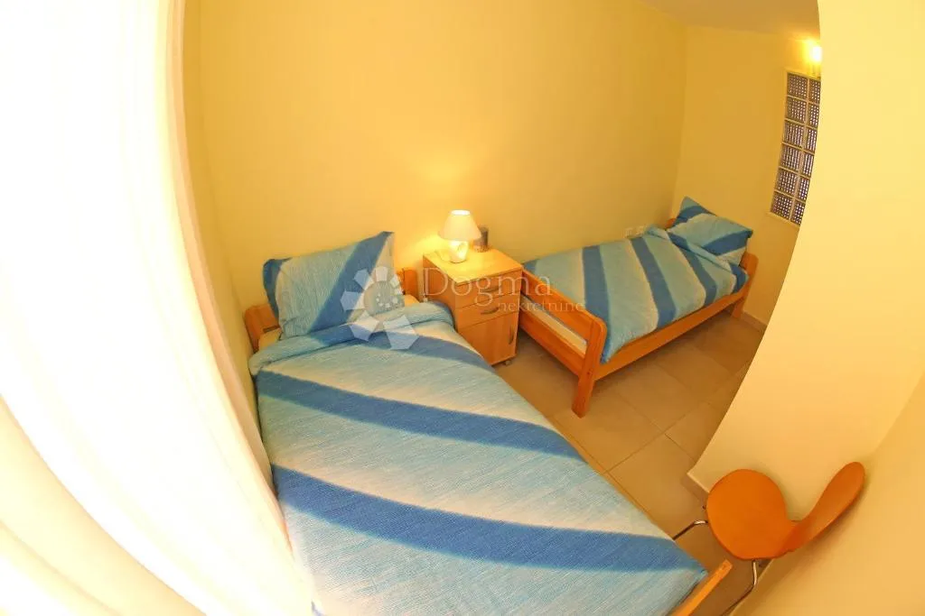 namješten apartman u prizemlju u svetom filipu i jakovu – idealan za odmor ili turistički najam - slika 7