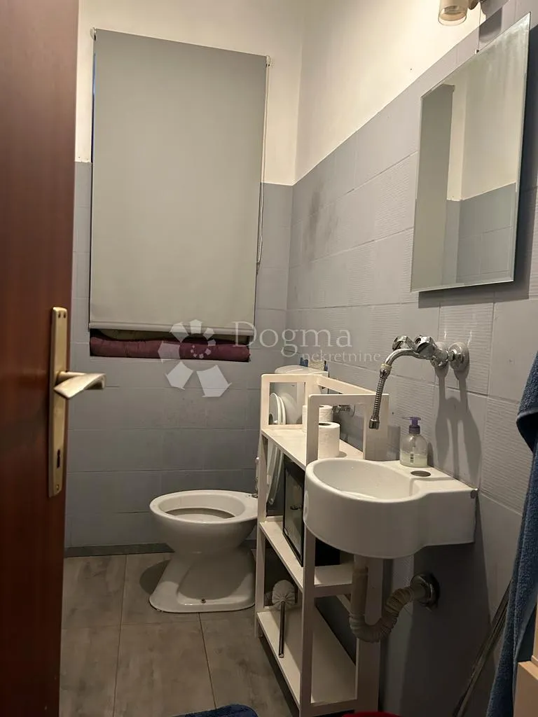 ekskluzivno luksuzna kuća s antikvitetnim šarmom - slika 38