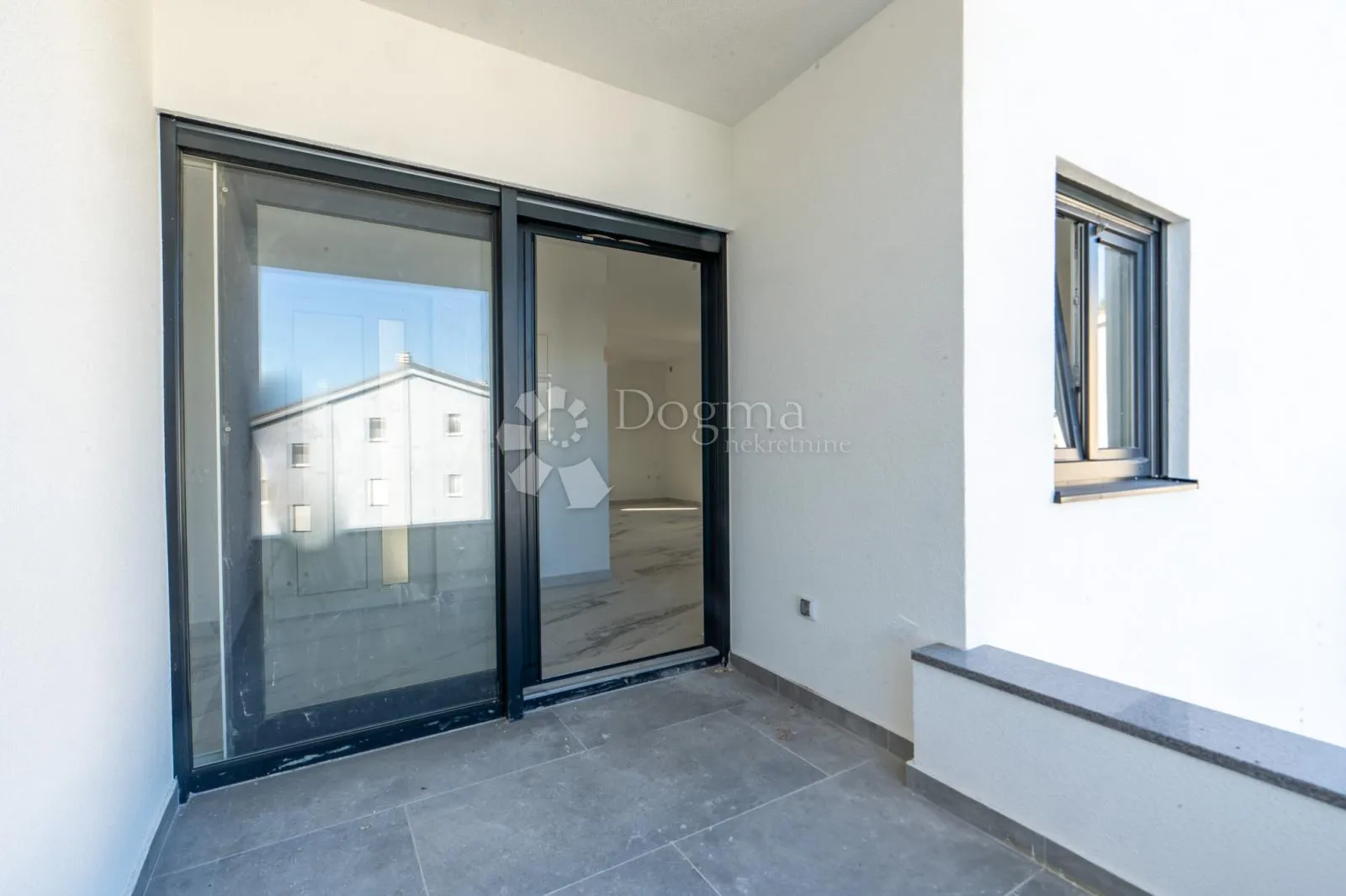 apartman - otok krk - slika 2