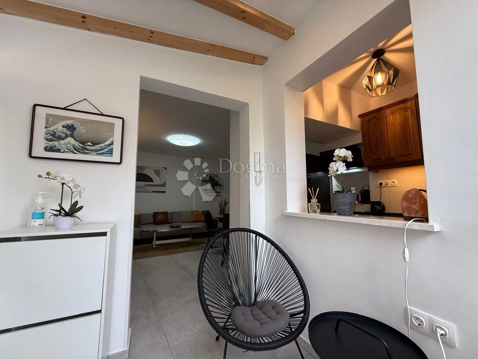 dva luksuzno renovirana apartmana rustikalnog šarma – vrhunska investicija u srcu pule - slika 21