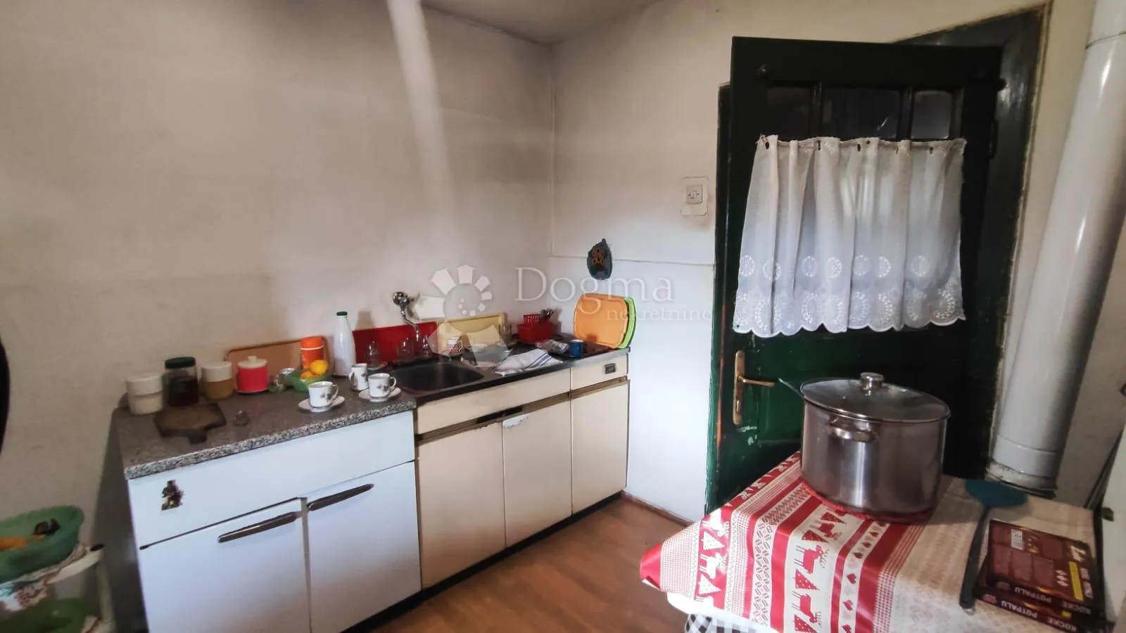 kuća u okolici brod moravica - slika 5