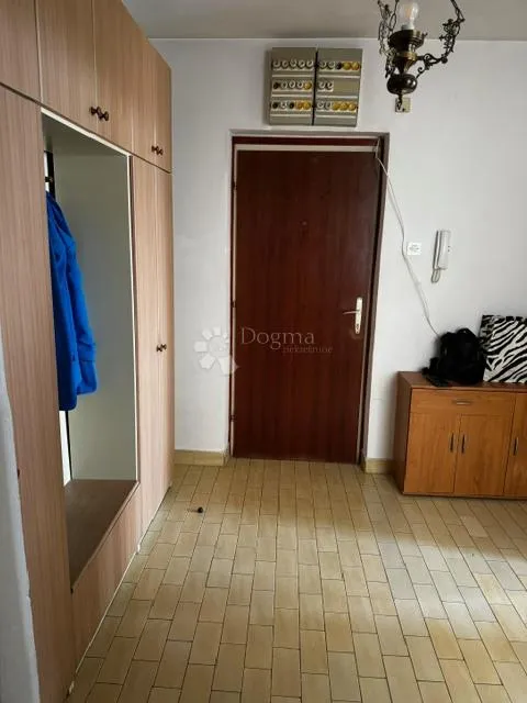 krnjevo, prostrani stan sa pogledom na more - slika 3