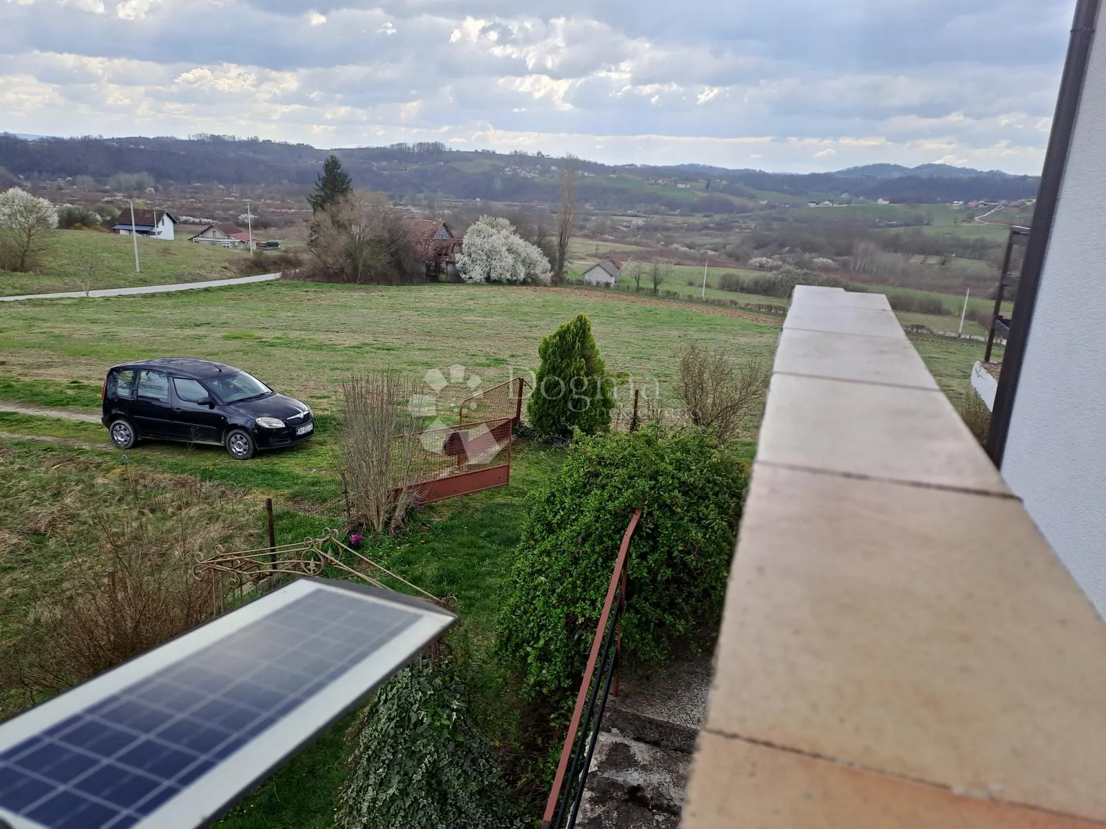 prekrasan pogled i okućnica - slika 30