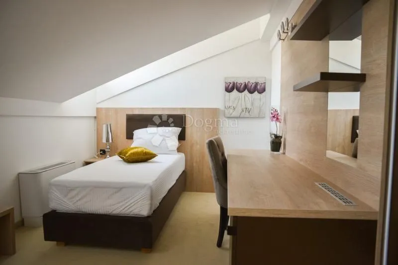 prodaje se hotel u senju 4* - slika 22