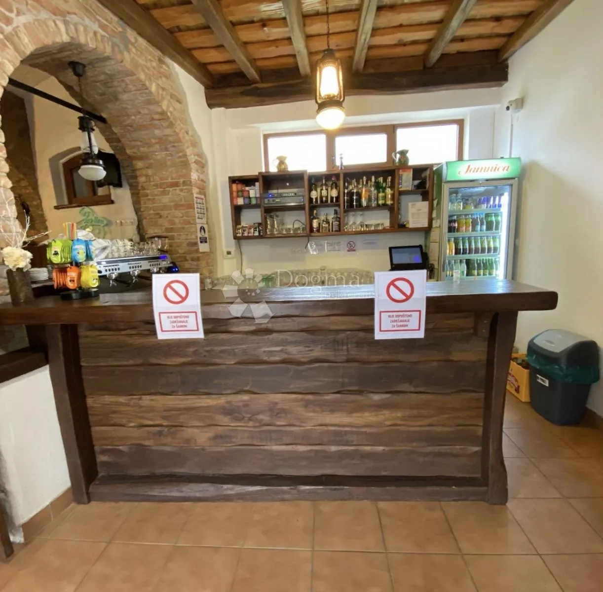 prodaja poslovne zgrade-hotel-restoran - slika 9