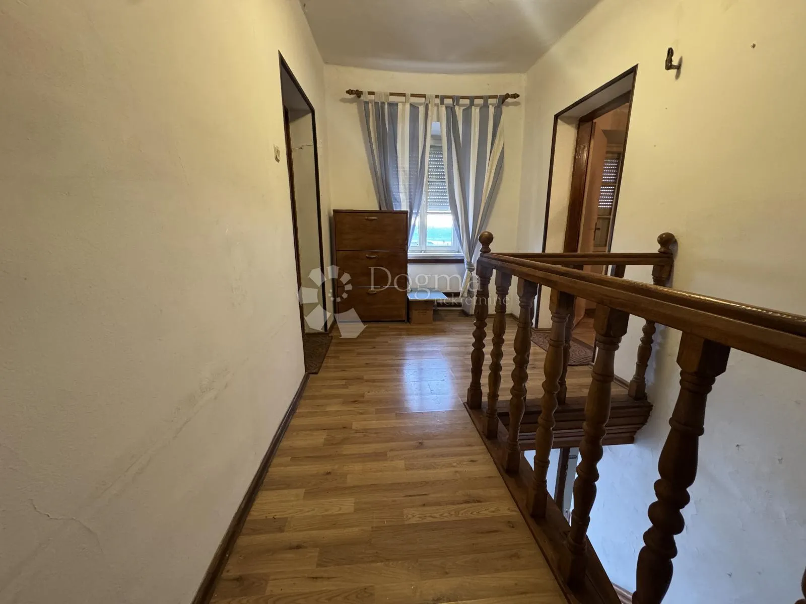 kuća s pogledom na more u mirnom zaleđu crikvenice - slika 6