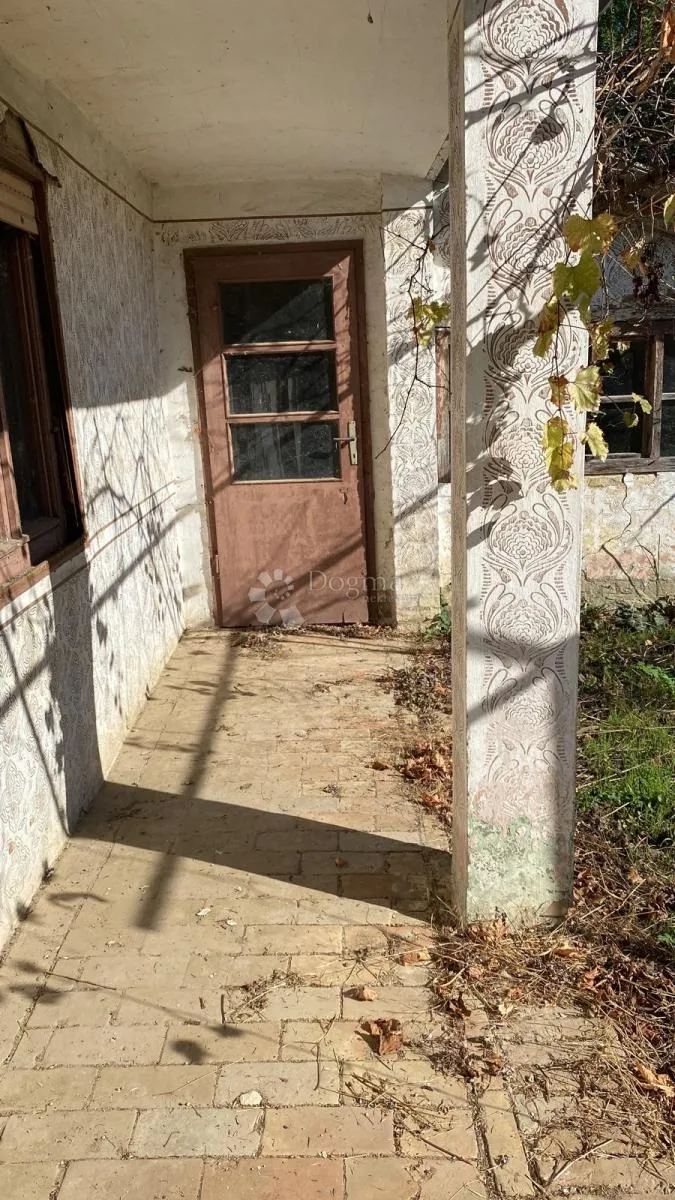 kuća s potencijalom na glavnoj cesti u topolju! - slika 5