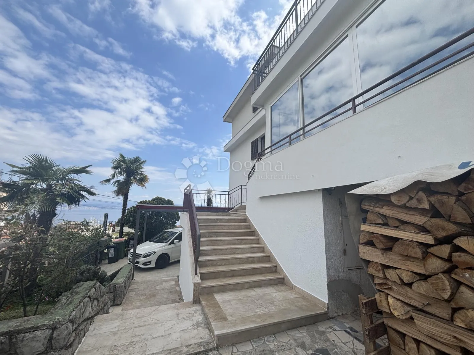 lovran, centar, kuća s apartmanima, 690m2 - slika 5