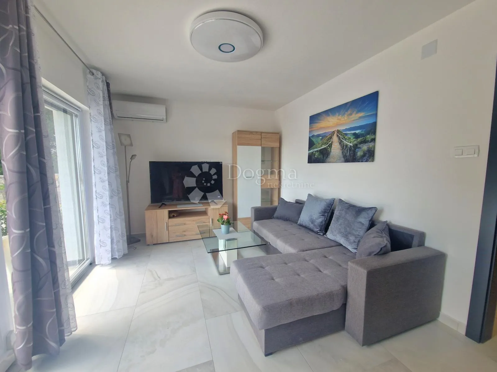 bribir - apartman 1 s bazenom - slika 2
