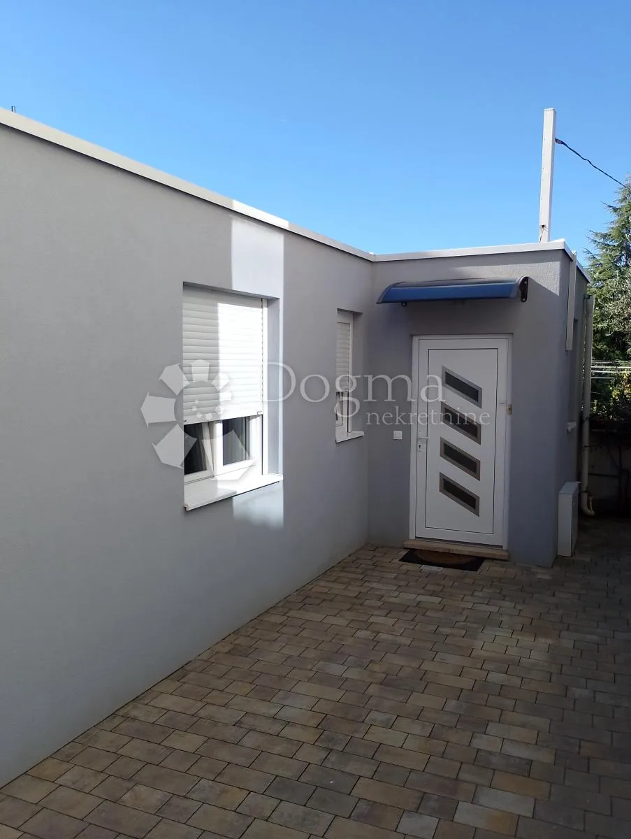 moderna kuća, 3 stambene jedinice, borik - zadar - slika 41
