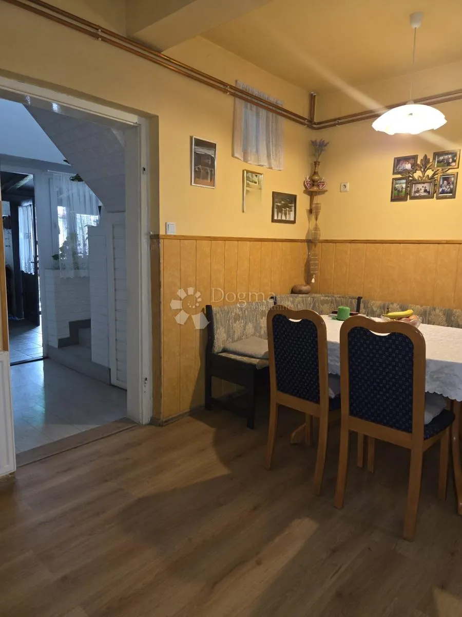 dvije kuće i dvije garaže – beli manastir - slika 16