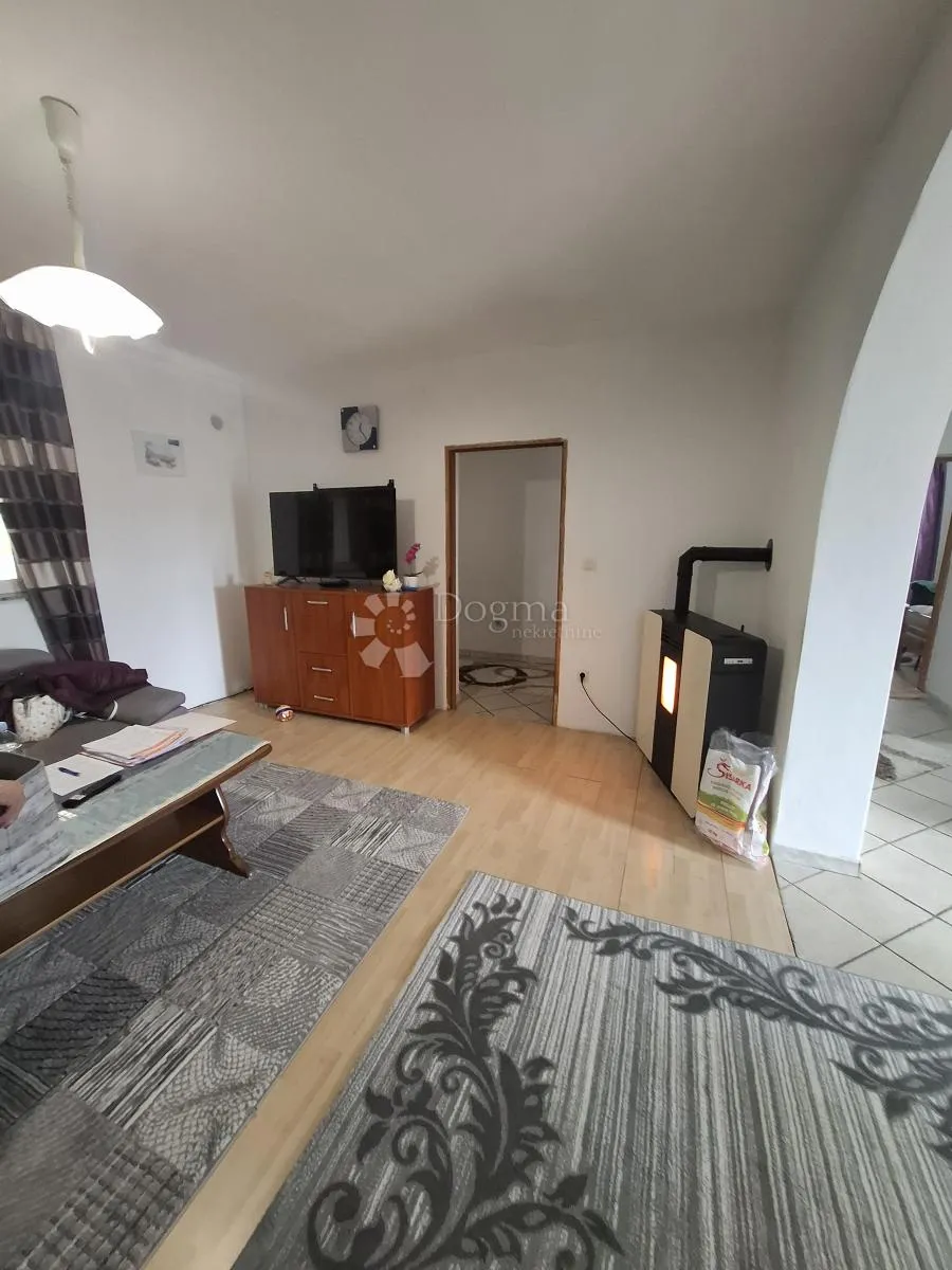apartmanska kuća vir - slika 9