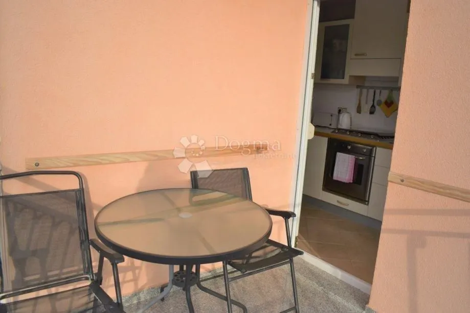istra, rovinj – dvosoban stan s garažom u mirnom dijelu grada - slika 5