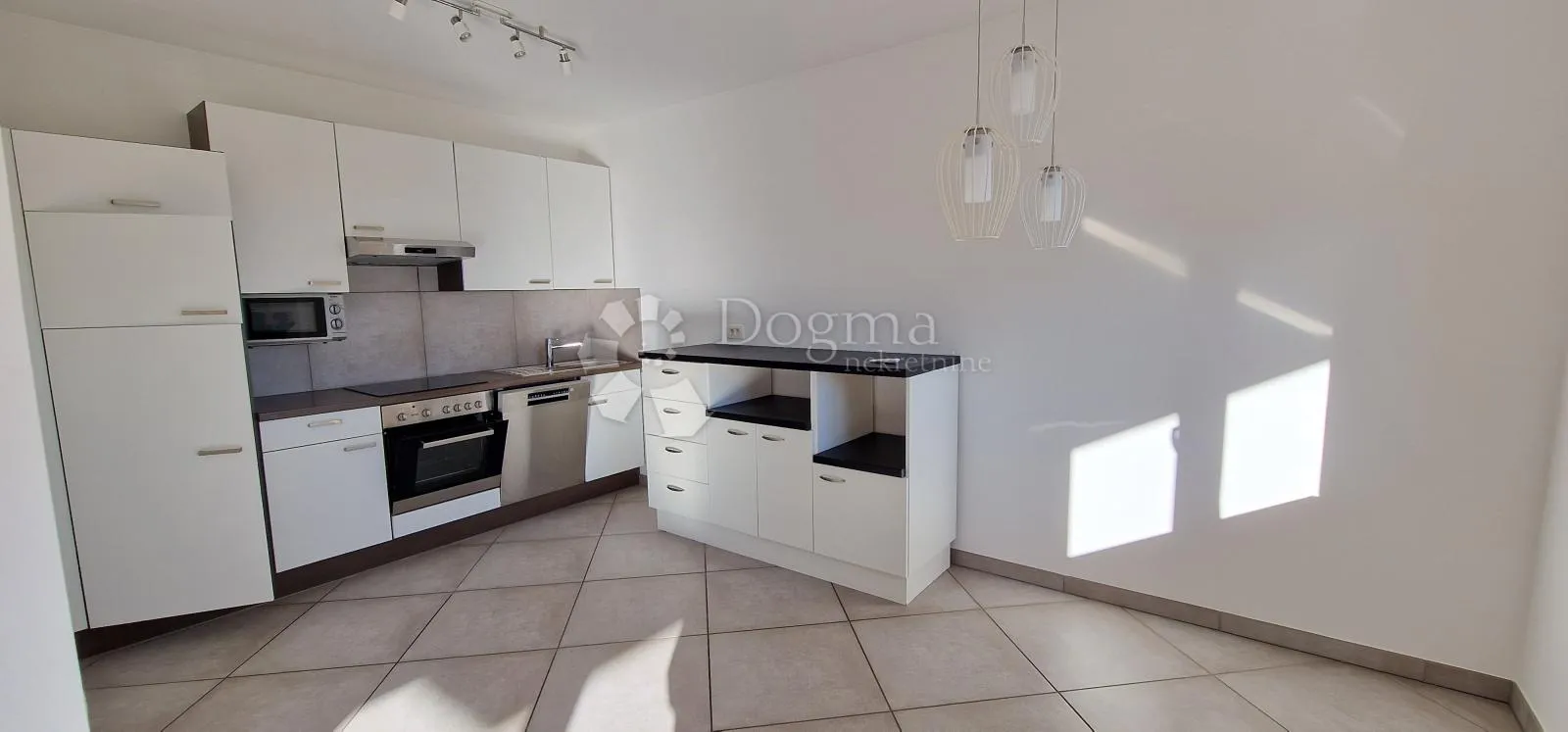 srdoči, 120 m2 2sb/db novo!!! - slika 7