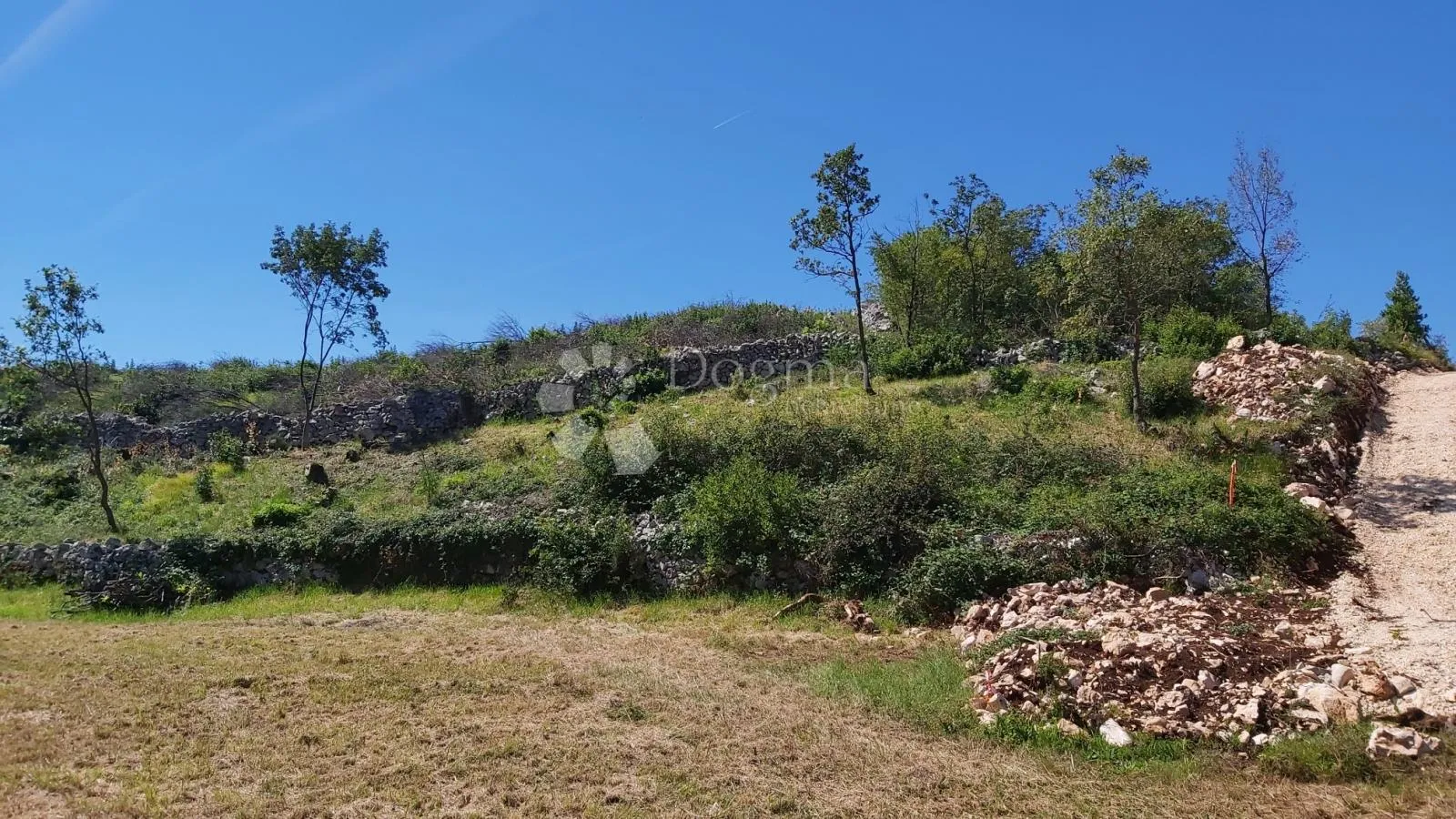 građevinsko zemljište, okolica plomina - slika 4