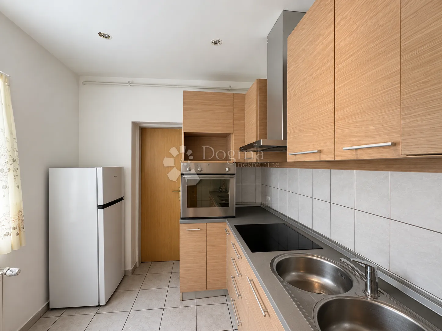donji kućan – kuća s 1.704 m² okućnice i investicijskim potencijalom - slika 9