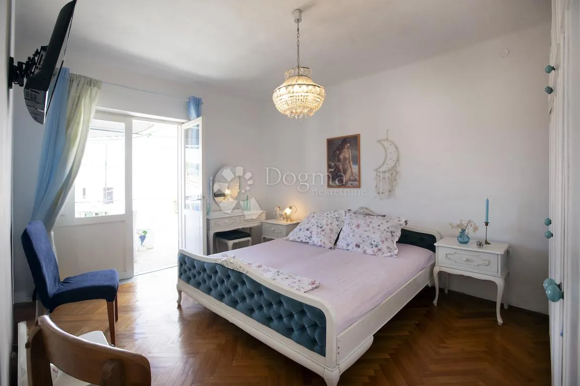 vela luka, korčula - centar kuća s terasom,vrtom i garažom - slika 6