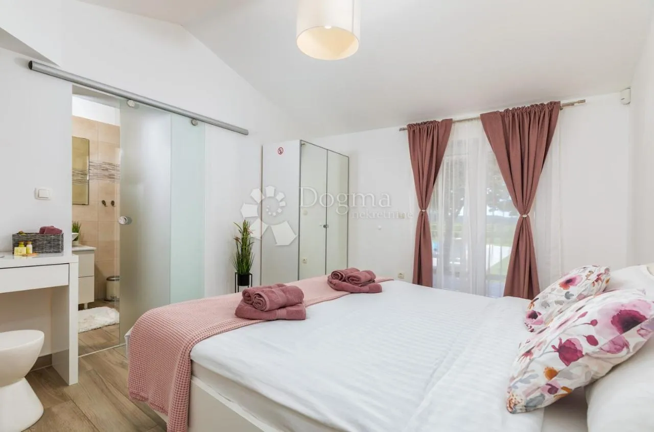 villa u banjolama 150m2 za dugoročni najam - slika 33