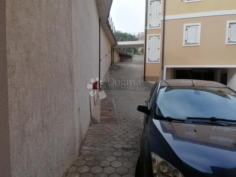 ekskluzivna nekretnina - slika 14