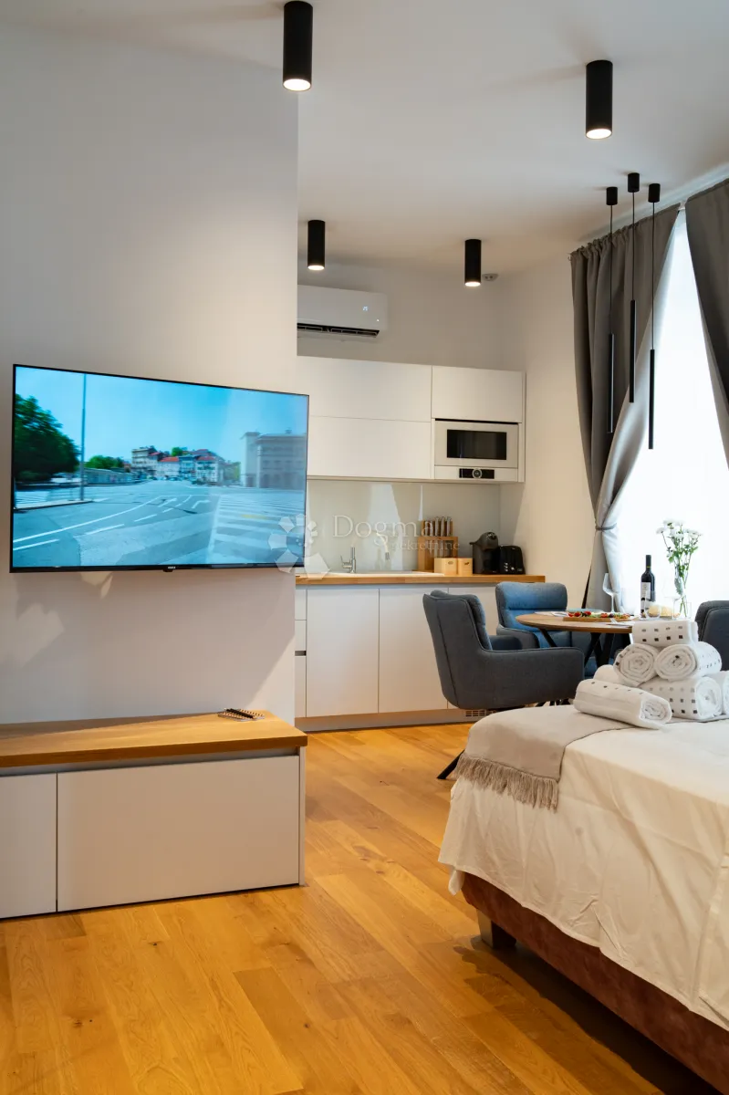studio app za najam u centru rijeke - slika 15