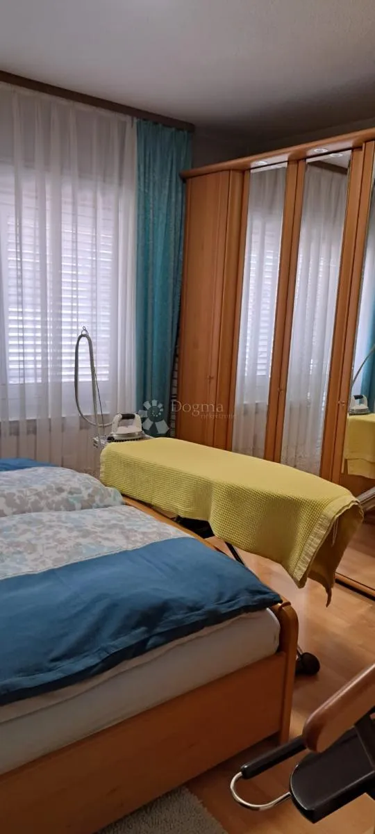 stambeno poslovni objekt u centru grada - slika 23