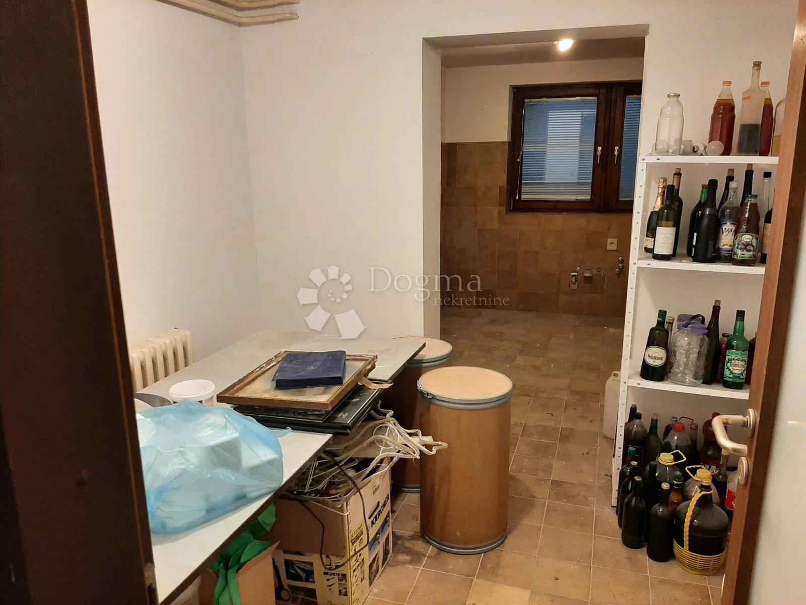 unikatna vila na zapadu zagreba – jedinstvena arhitektura i privatnost - slika 35