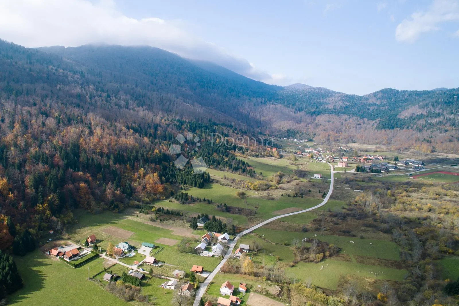 atraktivno turističko imanje na bjelolasici/jasenak - slika 10