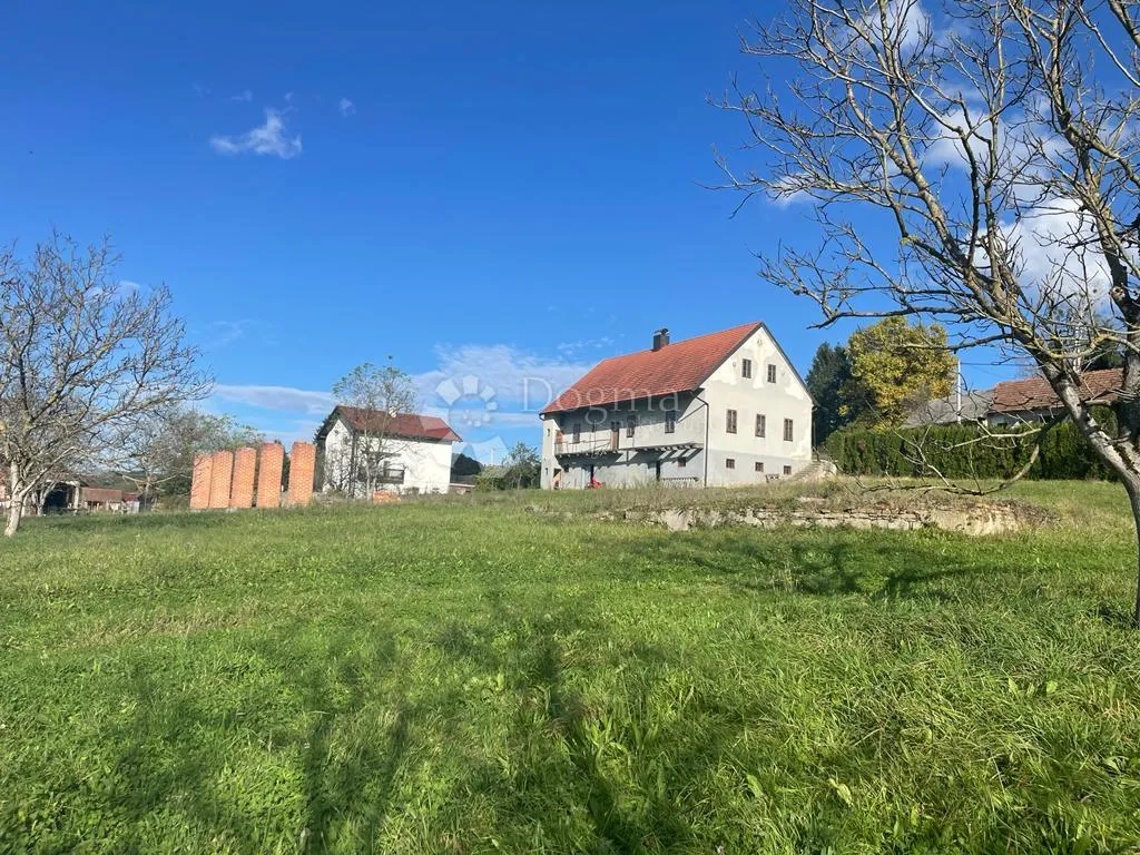 kuća starina djelomično renovirana sa 34.390m² zemljišta! - slika 14