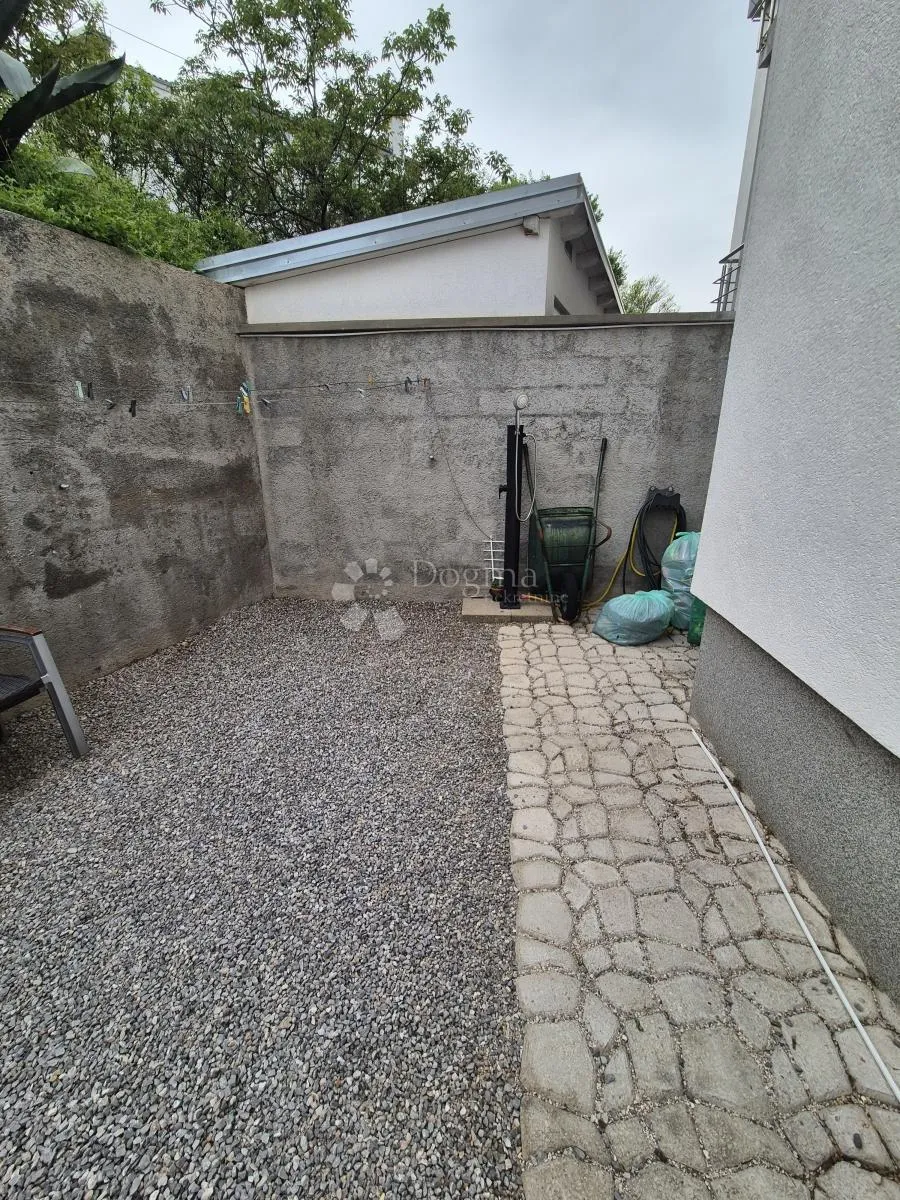 ekskluzivno! prostrani apartman 69 m² + 172 m² okućnice - slika 11