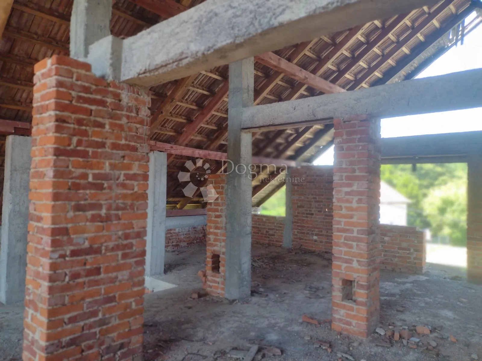 kuća topusko nadomak bazena u toplicama, sunčana lokacija - slika 10