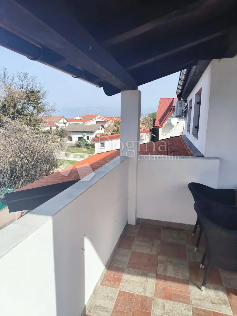 kuća sa 6 apartmana, sabunike-privlaka - slika 9